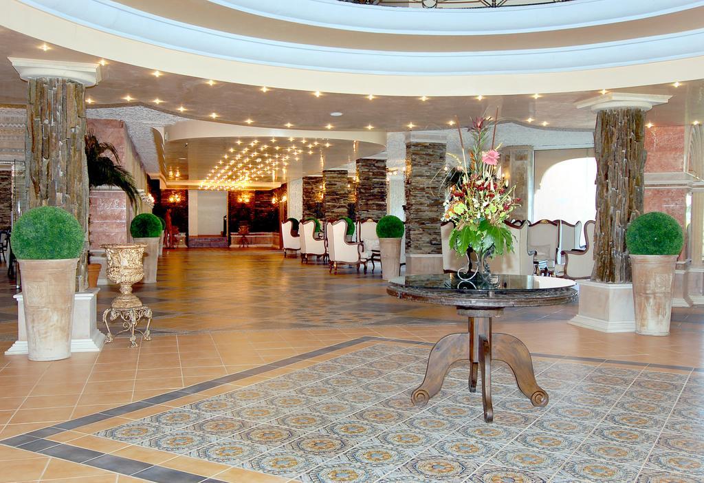 Andalucia Beach Hotel Елените Экстерьер фото