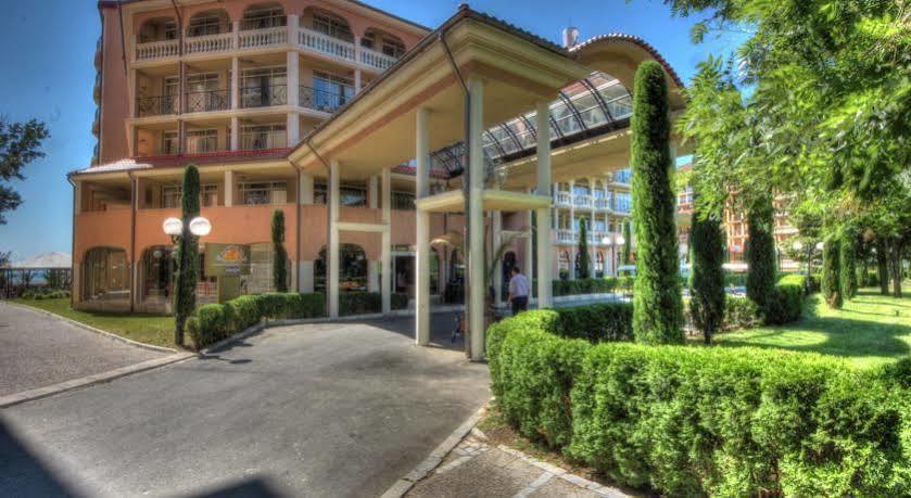 Andalucia Beach Hotel Елените Экстерьер фото