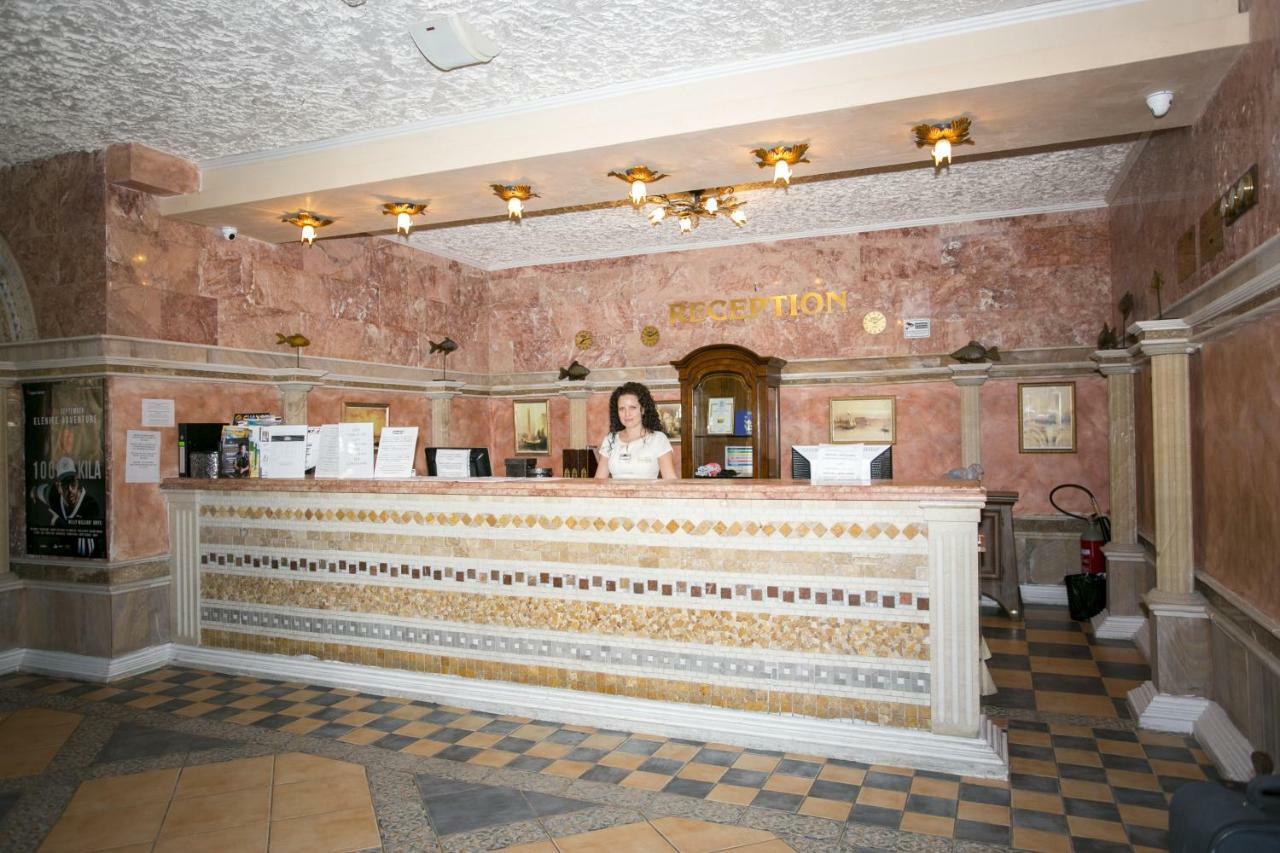 Andalucia Beach Hotel Елените Экстерьер фото